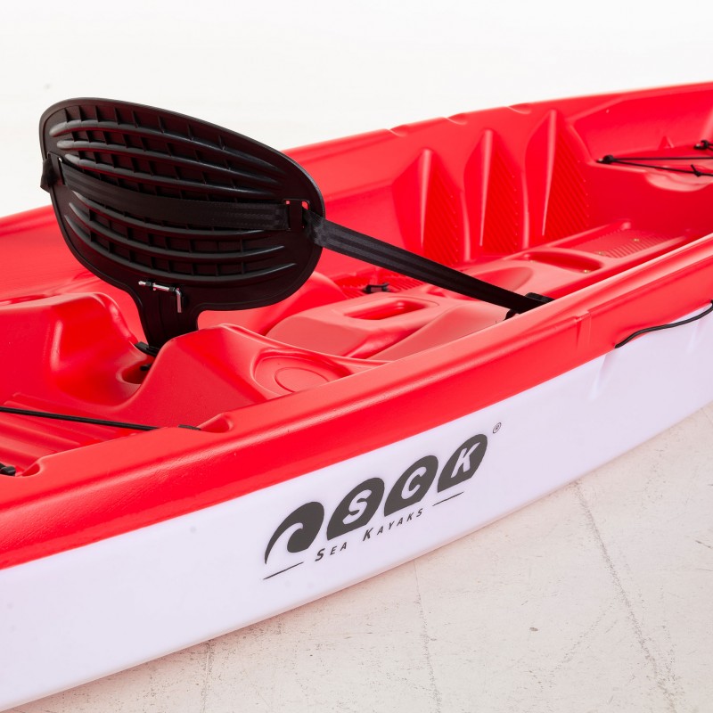 SCK Tipsy 254 μονοθέσιο καγιάκ με λευκή γάστρα | Κόκκινο-Άσπρο (surf0201-25447)