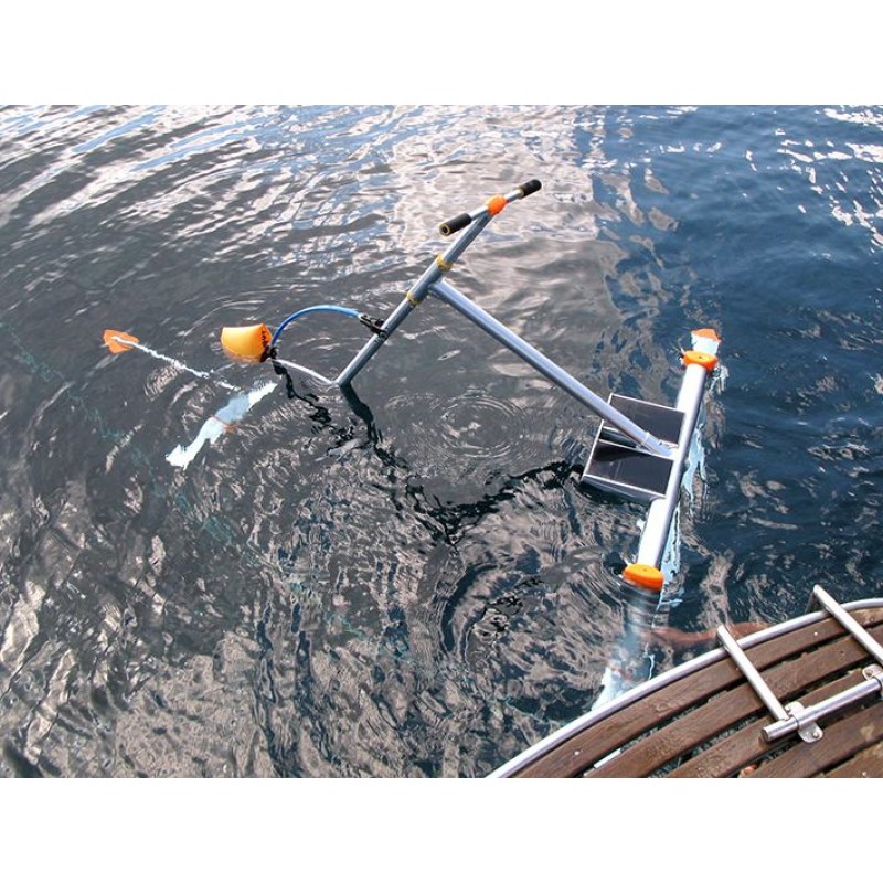 Water Skiper (surf464)